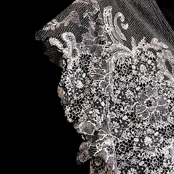 3 Womens Laura Ashley petite dress blouses. - Picture 4 of 16